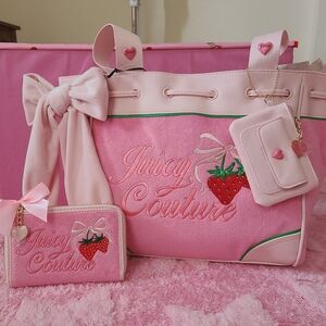 Juicy Couture Bag & Wallet Set 🍓